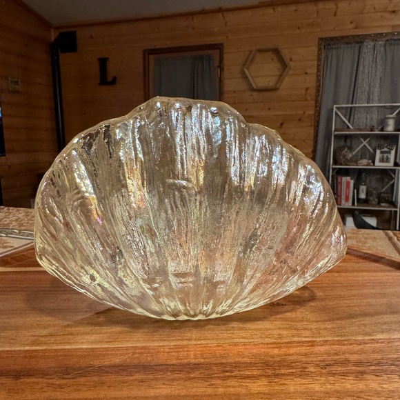 Vintage Bath & Body Works Iridescent Clam Shell Votive Candle / Napkin Holder - Picture 1 of 12